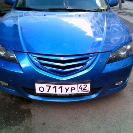 Решетка радиатора "Корнер" для Mazda 3 седан, дорестайлинг (2003-2006) купить недорого с доставкой в Волжск