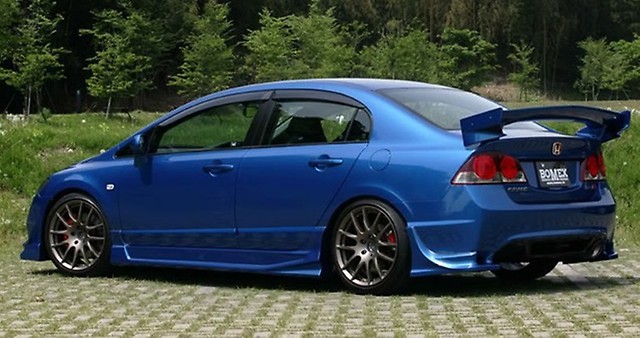 Аэродинамический обвес "Bomex" Honda Civic 4D купить недорого с доставкой в Волжск