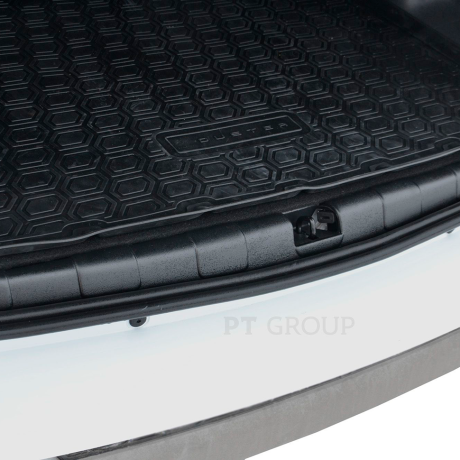Накладка в проем багажника (ABS) RENAULT Duster 2012-2020/ NISSAN Terrano 2014- купить недорого с доставкой в Волжск